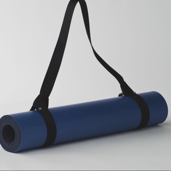 lululemon yoga mat holder